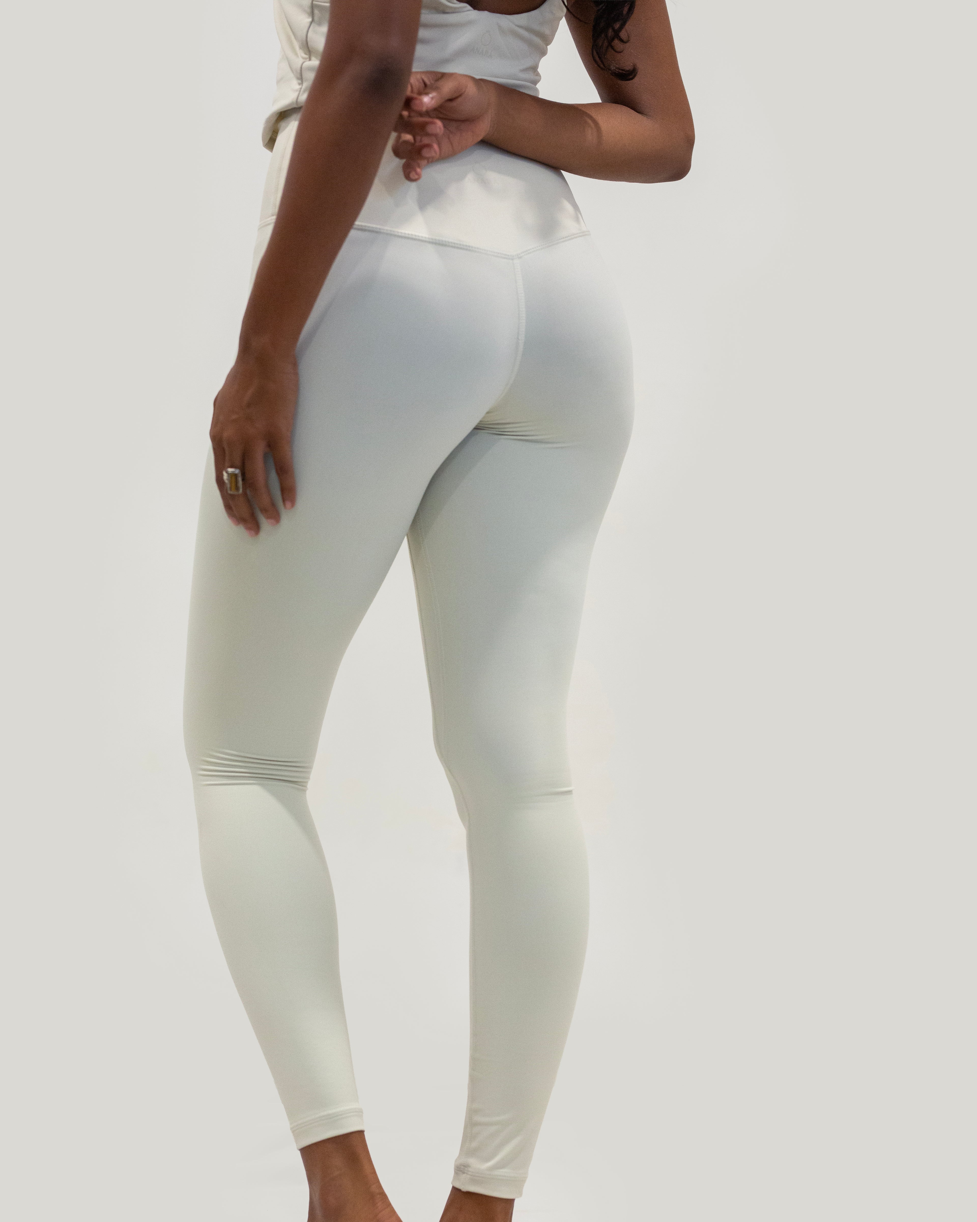 ARYA Essential Leggings Ivory White