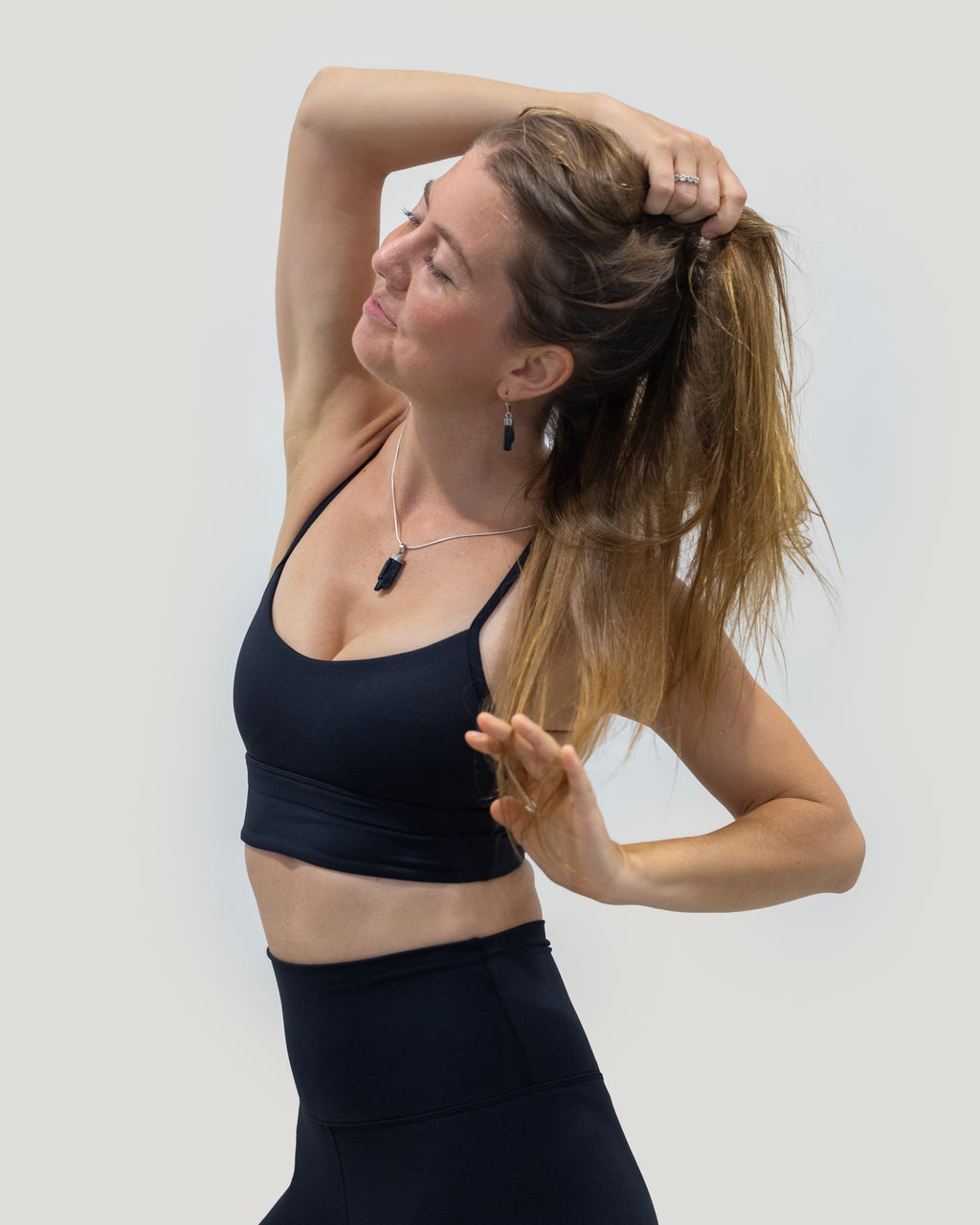 ZAHRA Bralette Velvet Black